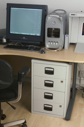 Metalowa szafka na dokumenty Bisley PFA4S - 2