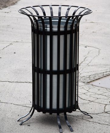 Metalowy kosz na śmieci zewnętrzny 70L Hrábe 1035 - 2