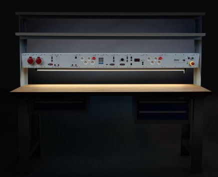 Lampa LED 1700 mm - 1