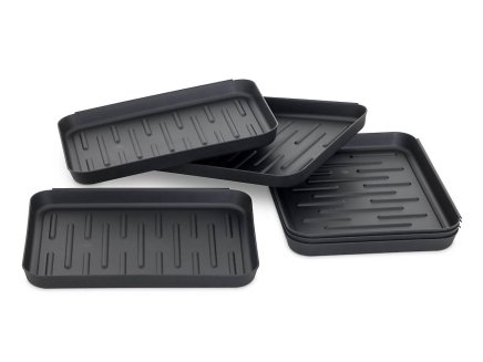 Plastikowa mata pod buty w szafie - 2