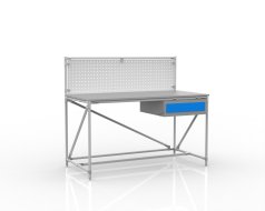 Stół warsztatowy z tablicą perforowaną o szerokości 1500 mm, 24040831