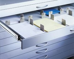 Wewnętrzny podział szuflad w formacie A0 na 4 x A2 typu CP
