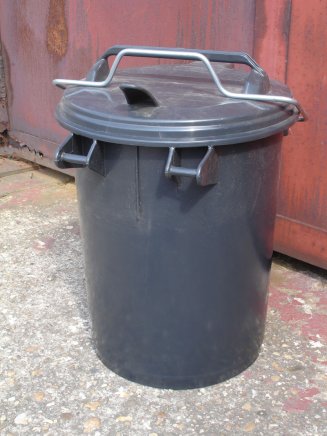 Plastikowy kosz na śmieci 35L ME 35 - 1