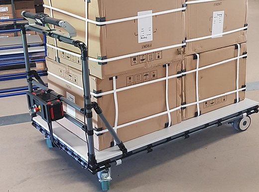 Wózek transportowy z elektrycznie napędzanymi kołami